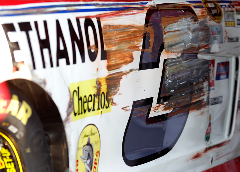 Illustration for article titled NASCAR Celebrates Halloween A Month Early By Dressing Up In Retro Liveries